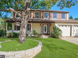 13032 Monterey Estates Dr, Herndon, VA 20171