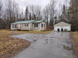 84 Morse Rd, Plymouth, ME 04969