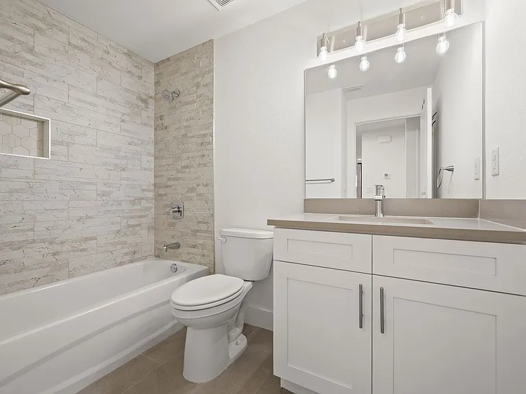 1392 San Cristobal Ave — Photo 18