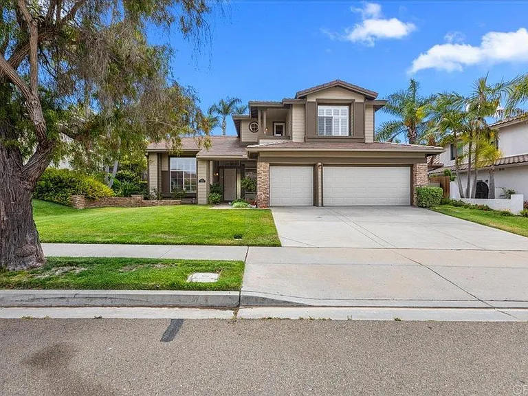 219 Pacific View Ln — Photo 4