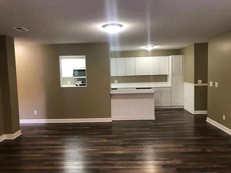 4323 Lotus Ct — Photo 31