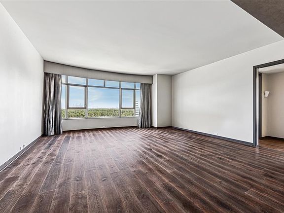 4th image of 1000 Uptown Park Blvd APT 183
