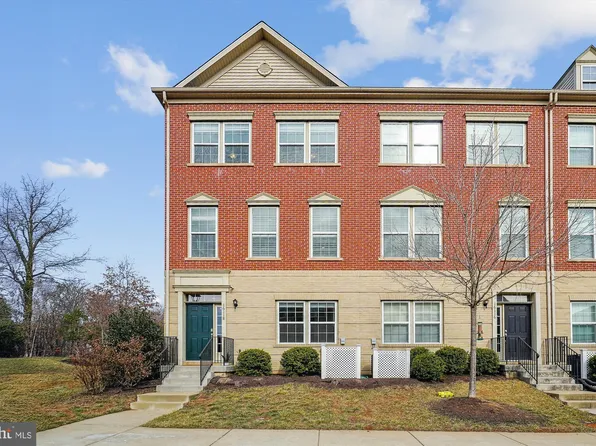 16118 Haygrath Pl, Gainesville, VA 20155