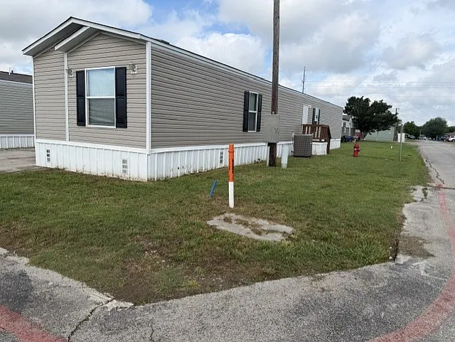 100 Parma Ct #PREST102 — Photo 2