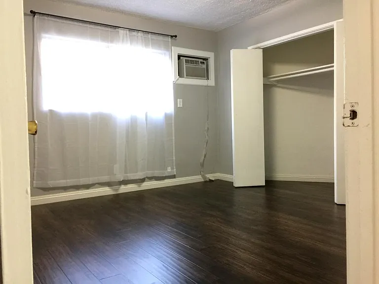 1681 College View Dr #5 — Photo 7