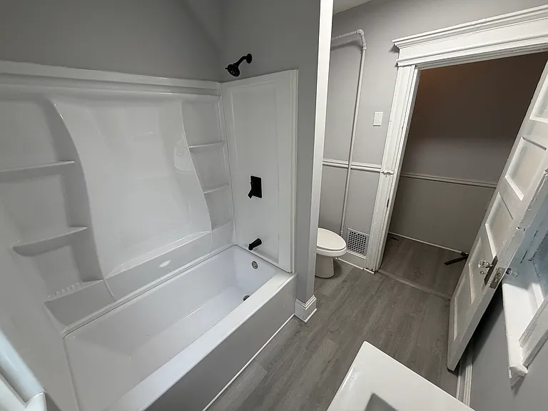 328-332 Lenox Ave #2 — Photo 3