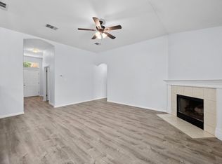 3009 Hanstrom Ct, Hutto, TX 78634