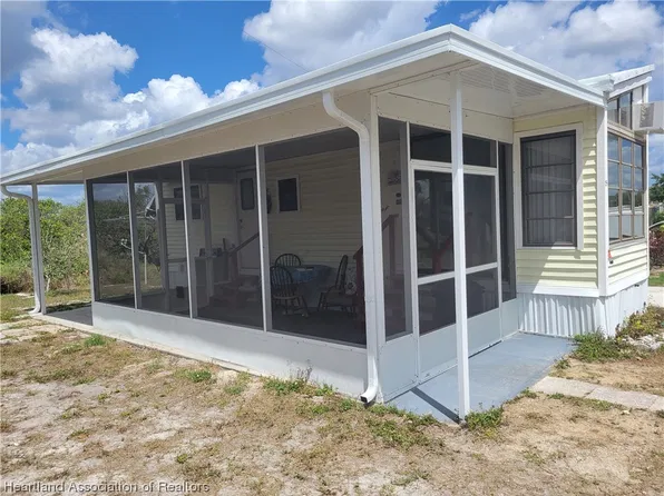 15 Snowball Dr, Lake Placid, FL 33852