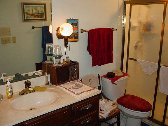 new Walk-in Shower, hi-seat toilet, ceiling heat lamp  