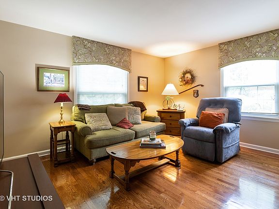 5th image of 2141 Birchwood Ave