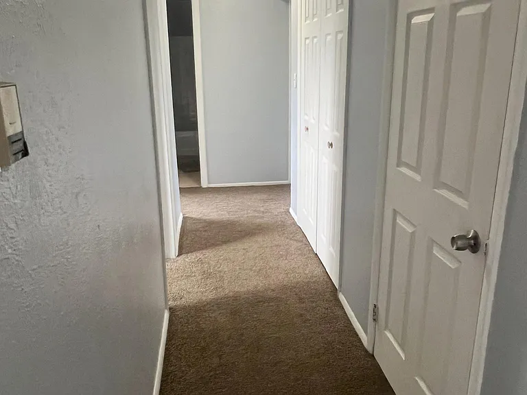 2525 S Sheridan Blvd — Photo 11
