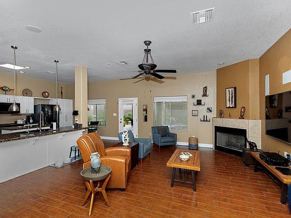 4th image of 10795 S Monterrey Way