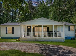7856 Birds Nest Ct, Gloucester, VA 23061