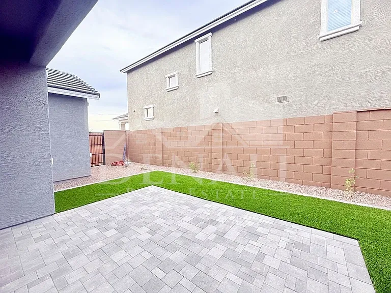 26021 N 23rd Ave — Photo 24