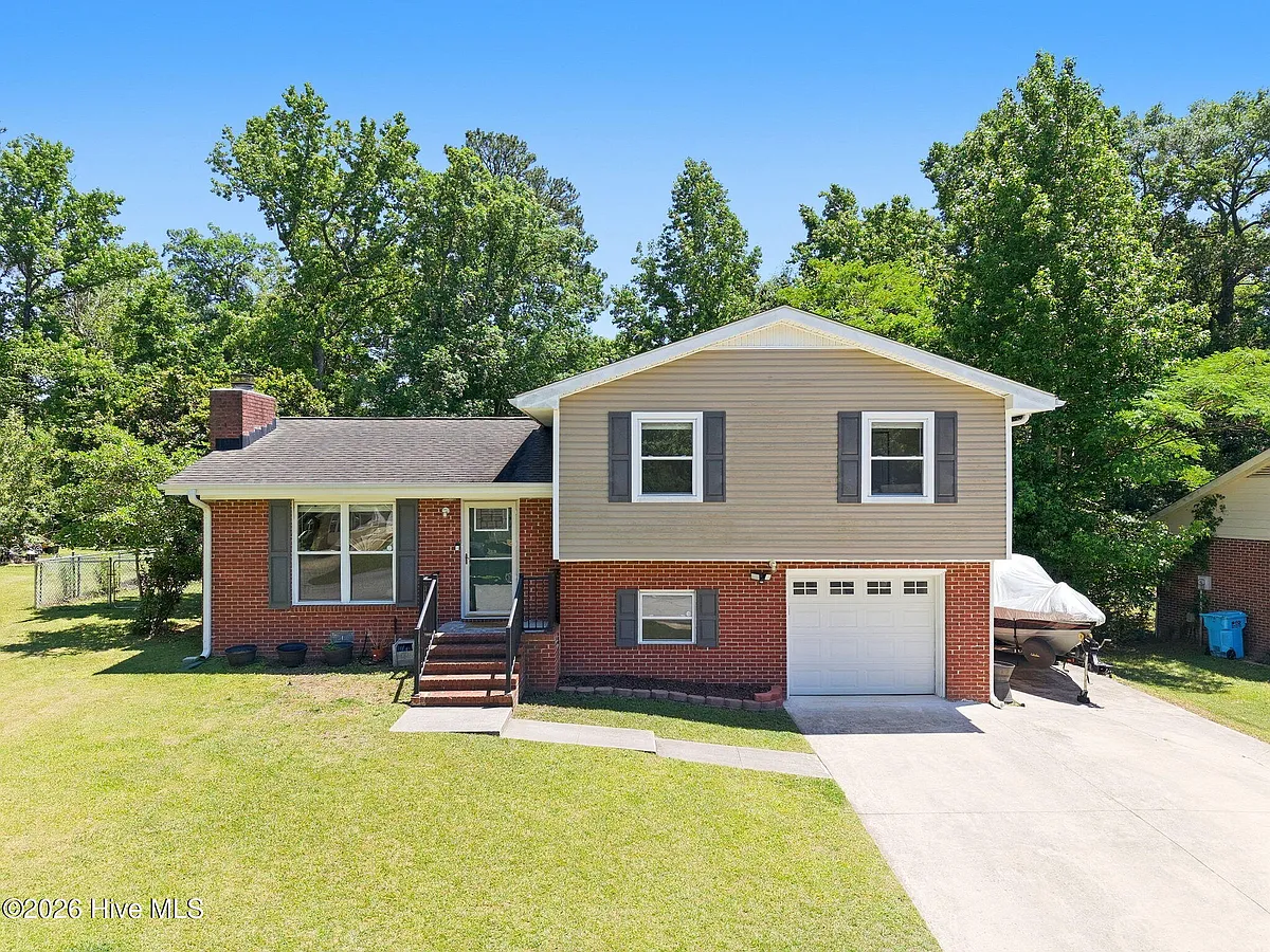 Building Photo - 109 Stillbrook Ct