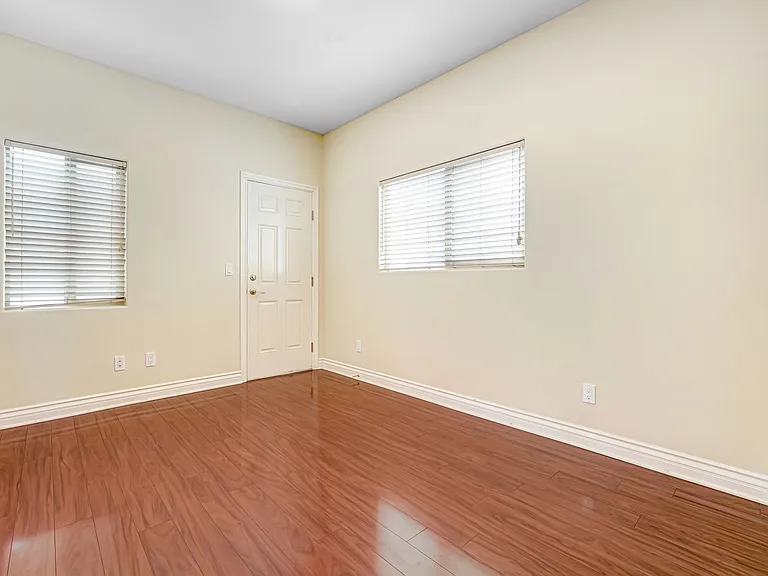 15612 Van Ness Ave #8 — Photo 6