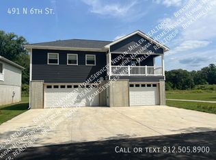 491 N 6th St, Clinton, IN 47842