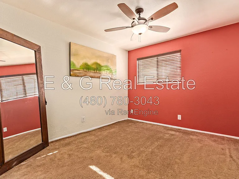 3626 N 37th St #11 — Photo 11