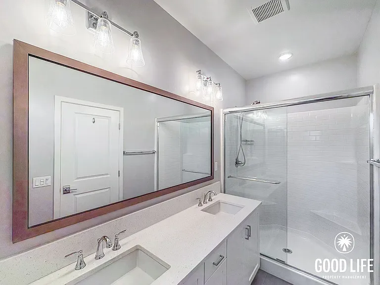 131 Avenida Chapala #104 — Photo 16