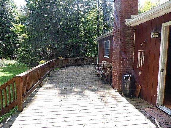 3rd image of 37 Whitetail Cir