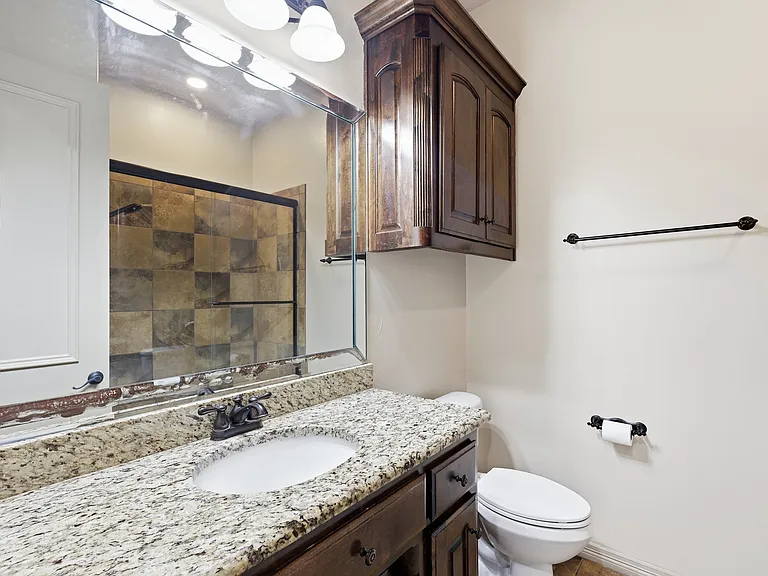 1453 Whitley Rd — Photo 18