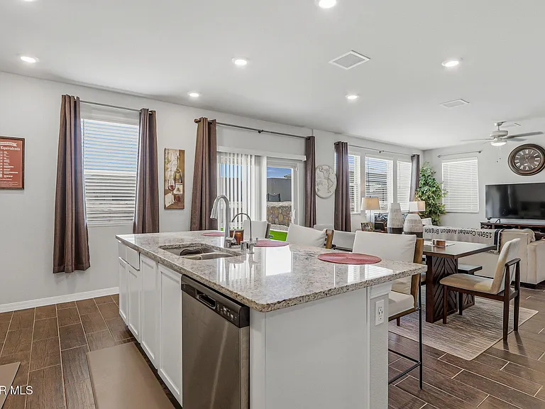 13852 Paseo De La Luna Ave — Photo 16