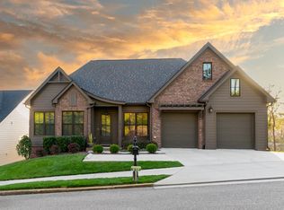 1817 Notting Hl, Chattanooga, TN 37405