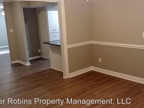2nd image of 123 Pleasant Hill Ct