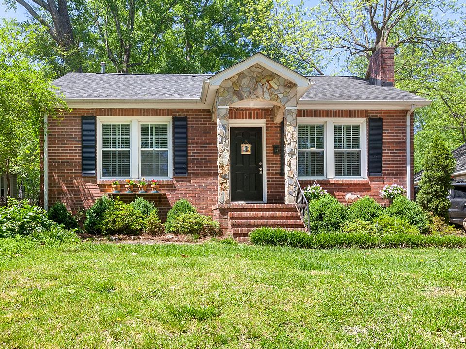 1815 Logie Avenue - The Best Street in Plaza Midwood!