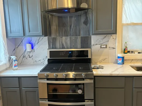 (undisclosed Address), Chicago, IL 60637