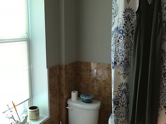 5th image of 811 N 26th St #B