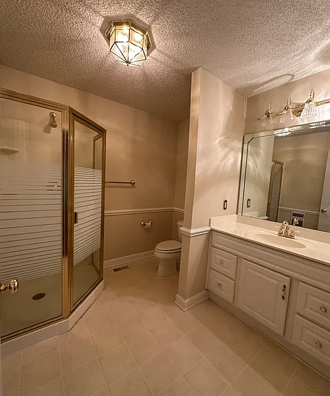 Private full bath