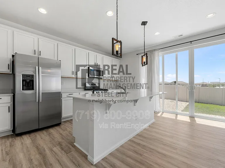 1824 Manassa St — Photo 9