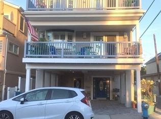 24 Virginia Ave #Top, Long Beach, NY 11561