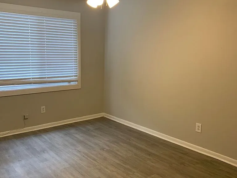 1164 Alta Ave NE — Photo 5