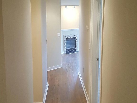 5th image of 116 Warren Ave N Suite A