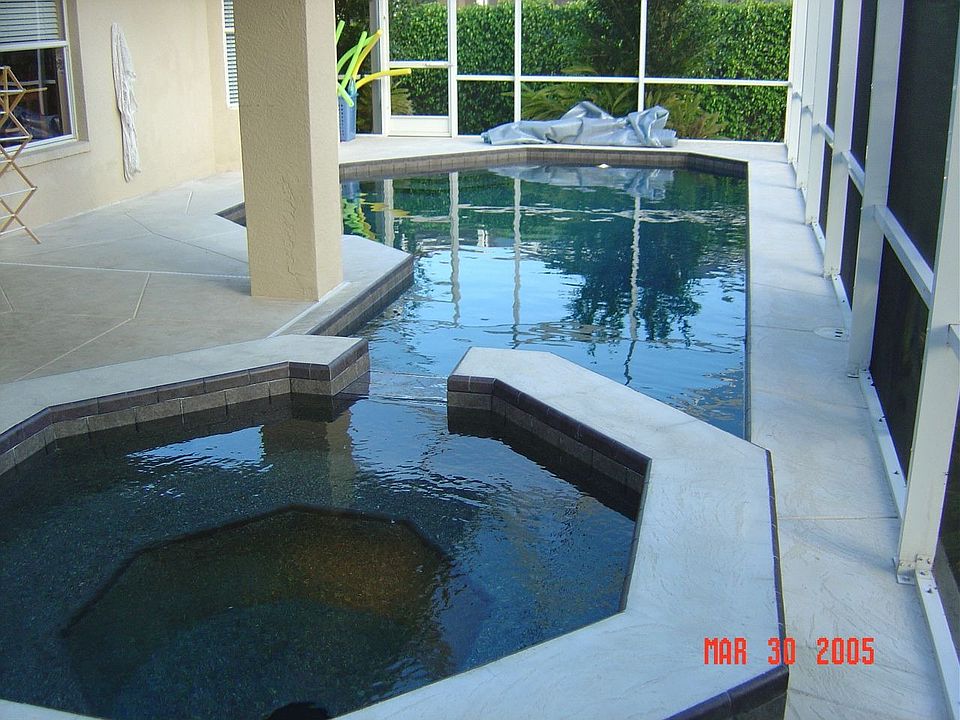 Great Pool and Spa with Electric Heat and waterfall. 