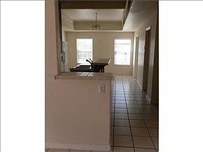 4th image of 561 Royal Willow Way