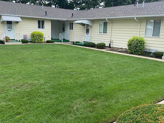 2nd image of 5808 Leisure South Dr SE #204