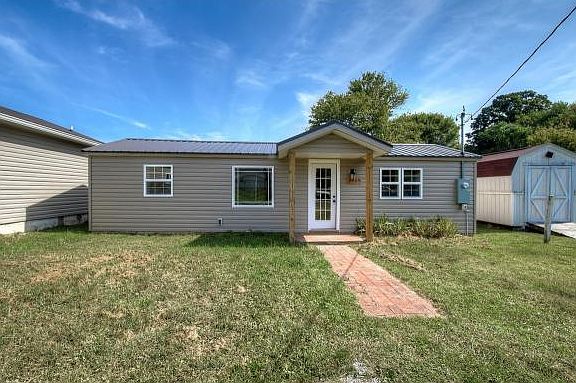 2nd image of 2109 Barnett Dr