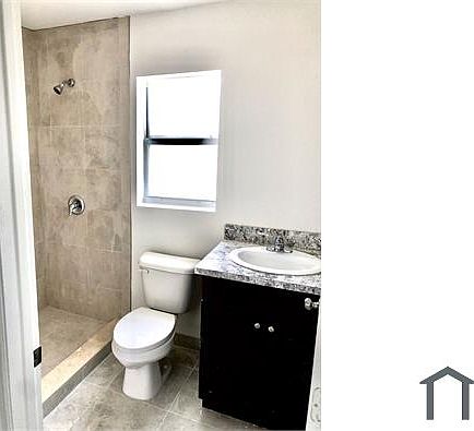 5th image of 17994 SW 104th Ave #1