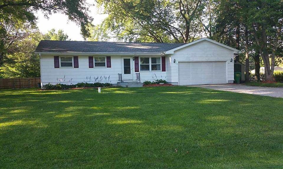 1st image of 20329 Topaz St