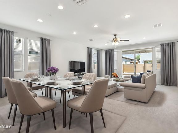 3rd image of 1554 W PARK Avenue