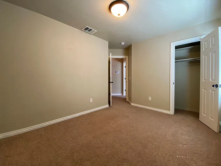 3017 Line Dr — Photo 21