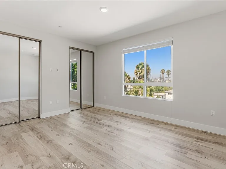 5820 La Mirada Ave #402 — Photo 17