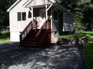 16 Yorktown Rd, Hewitt, NJ 07421