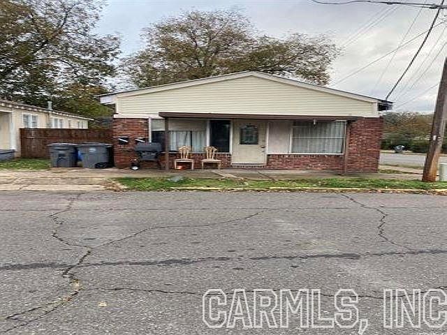 1st image of 515 & 517 3rd St
