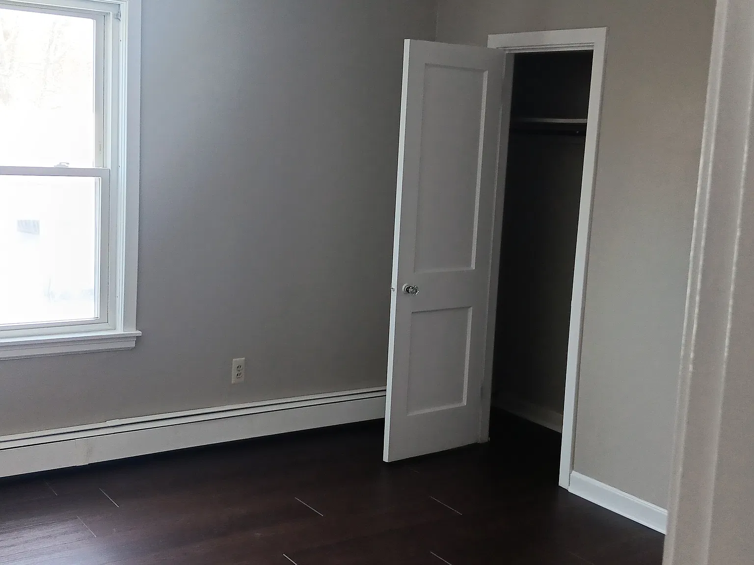 2 bed, 900 sqft, $1,500 — Photo 4