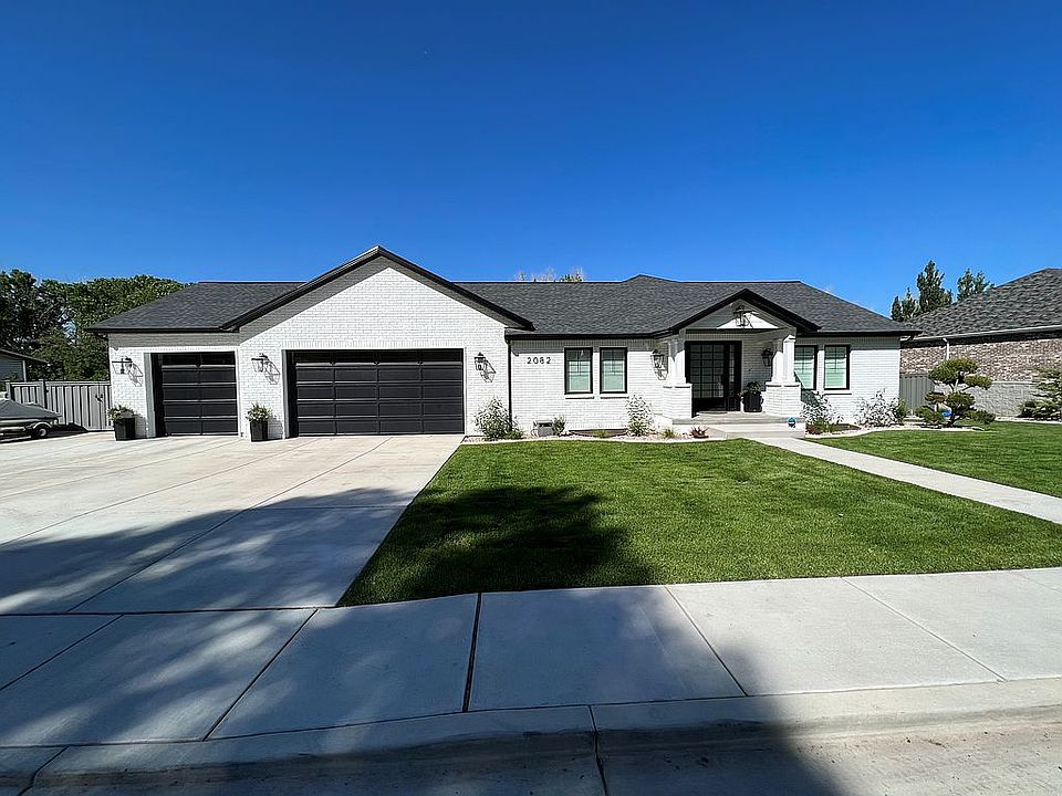 1st image of 2082 S Mountain Vista Ln