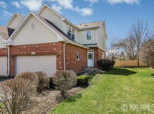 511 Goodwin Dr, Bolingbrook, IL 60440